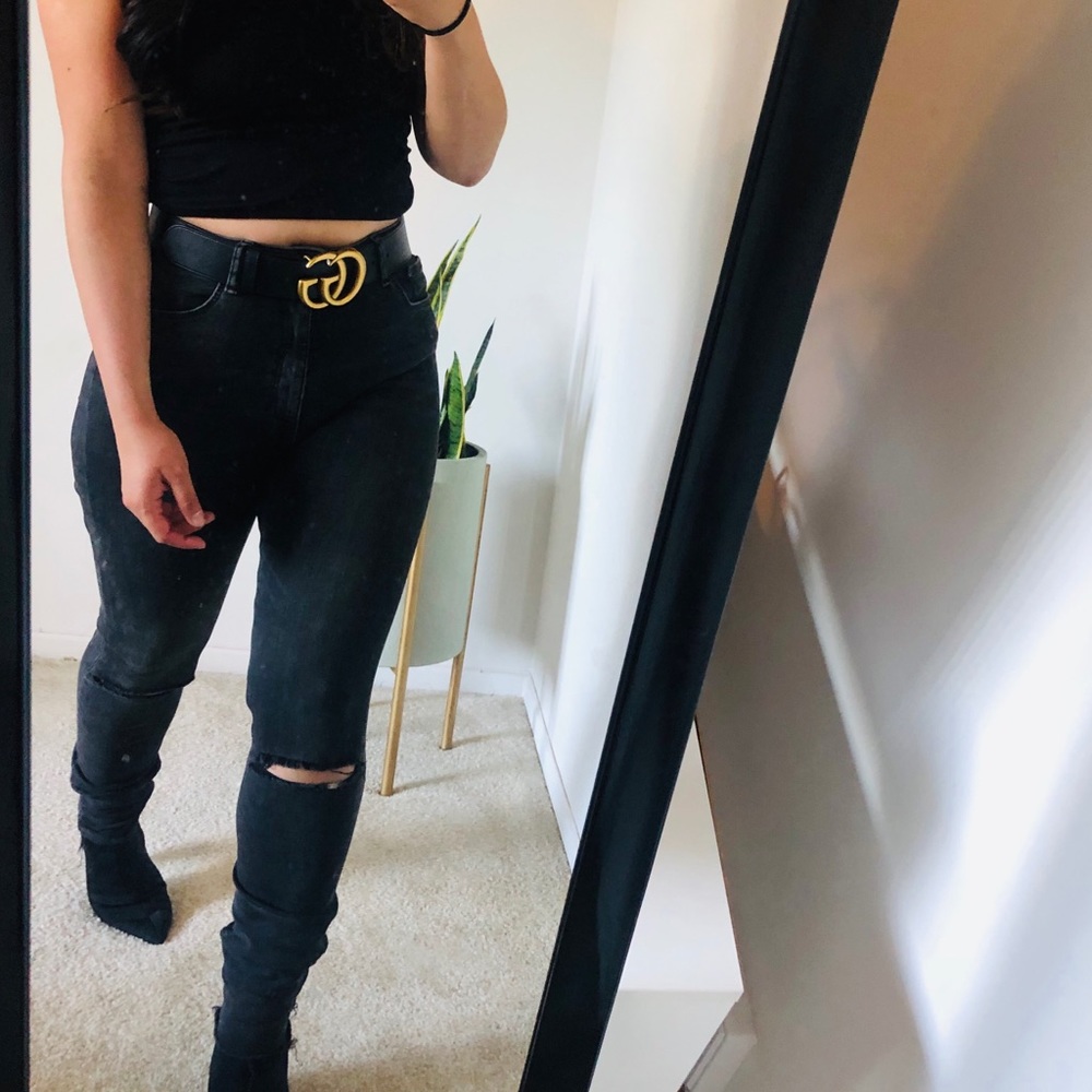 RAW HEM SKINNY JEANS